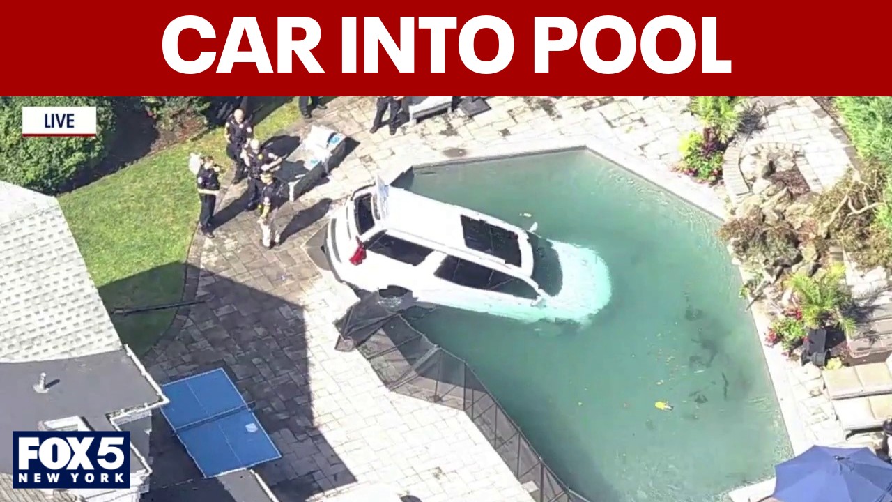 Video thumbnail for Car plunges into pool on Long Island