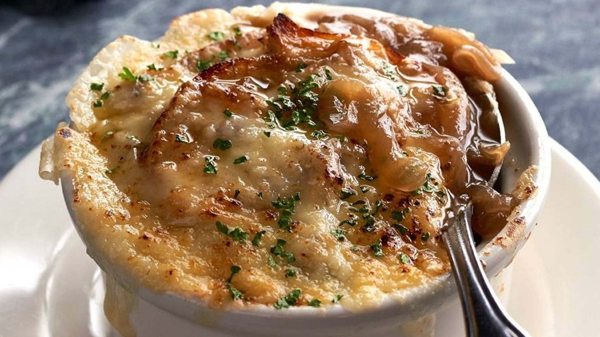 Video thumbnail for The Chain With The Best French Onion Soup Might Surprise You