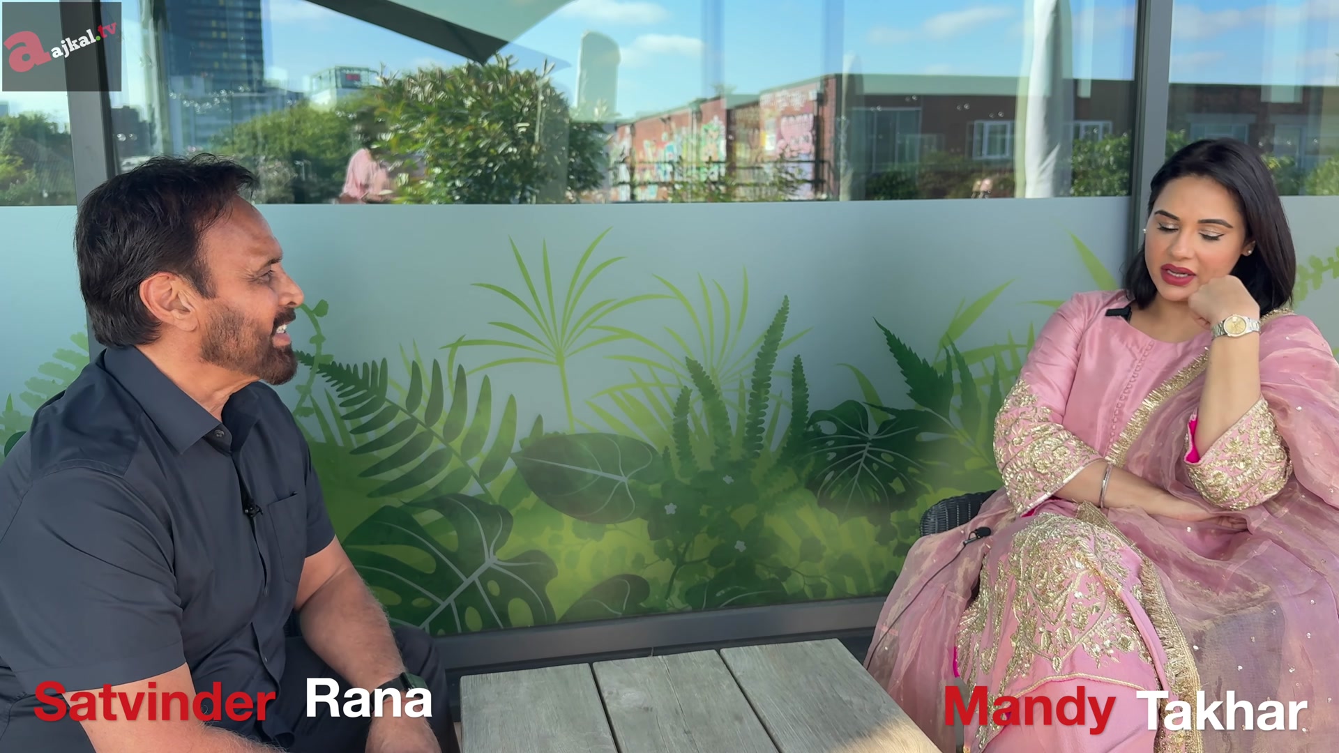 Video thumbnail for ENNA NU REHNA SEHNA NI AAUNDA | Mandy Takhar | Satvinder Rana | Aajkal Show (EP6) | Aajkal.TV