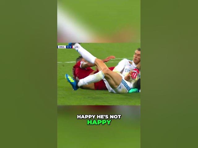 Video thumbnail for Ronaldo's Disgusting Look After Bale's Tackle 😡⚽️ #football #trending