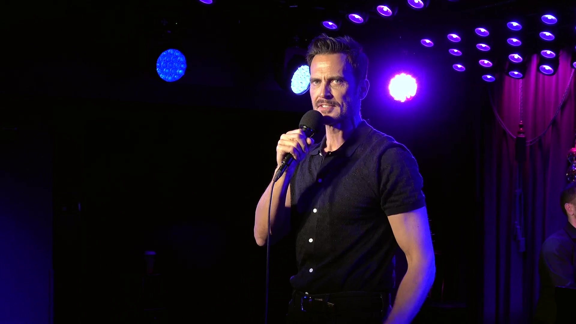 Video thumbnail for Exclusive Video: Cheyenne Jackson Performs 'I Am What I Am'