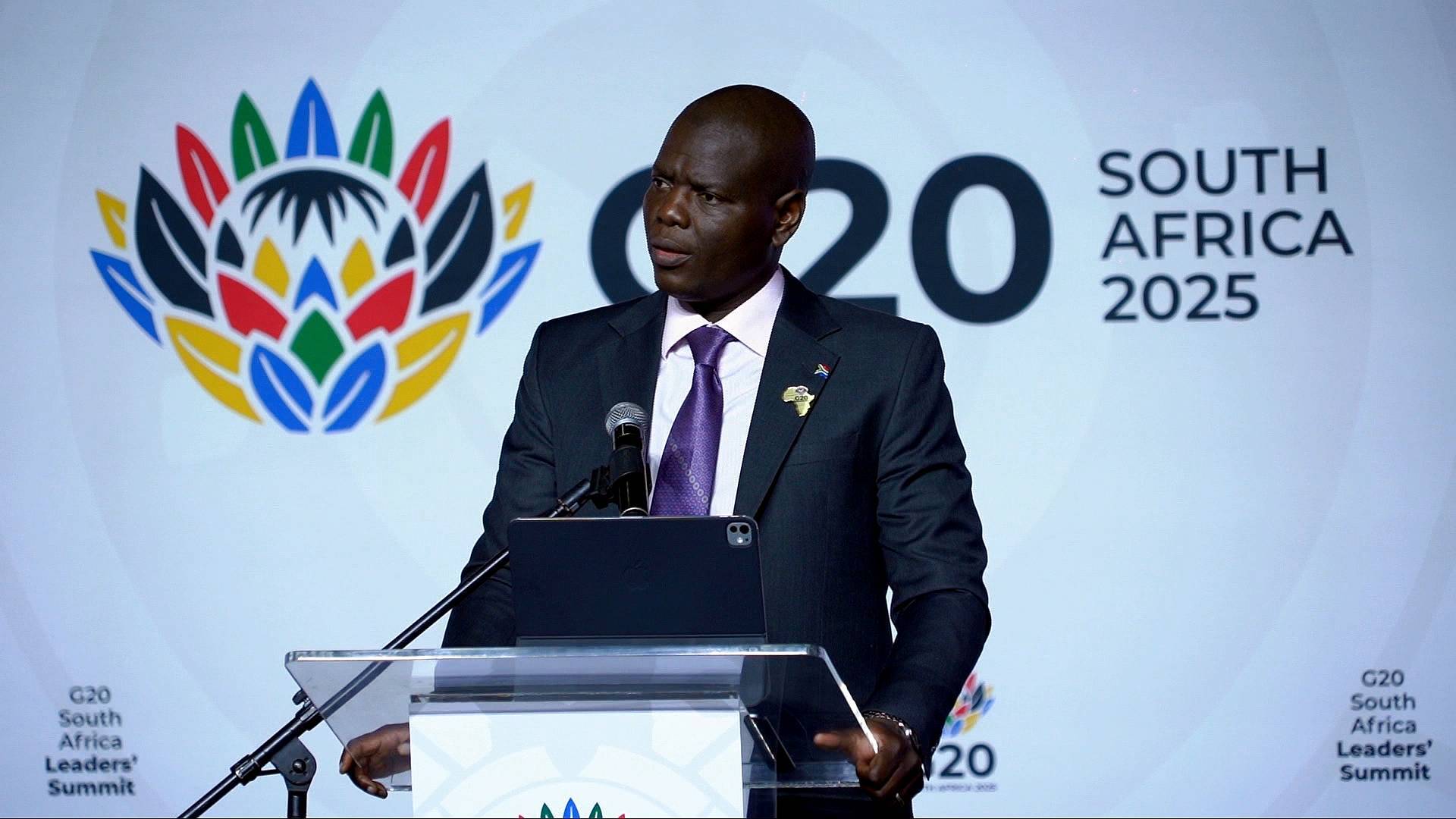 Video thumbnail for South Africa to block Palestinian charter flights over population ‘cleansing’ fears