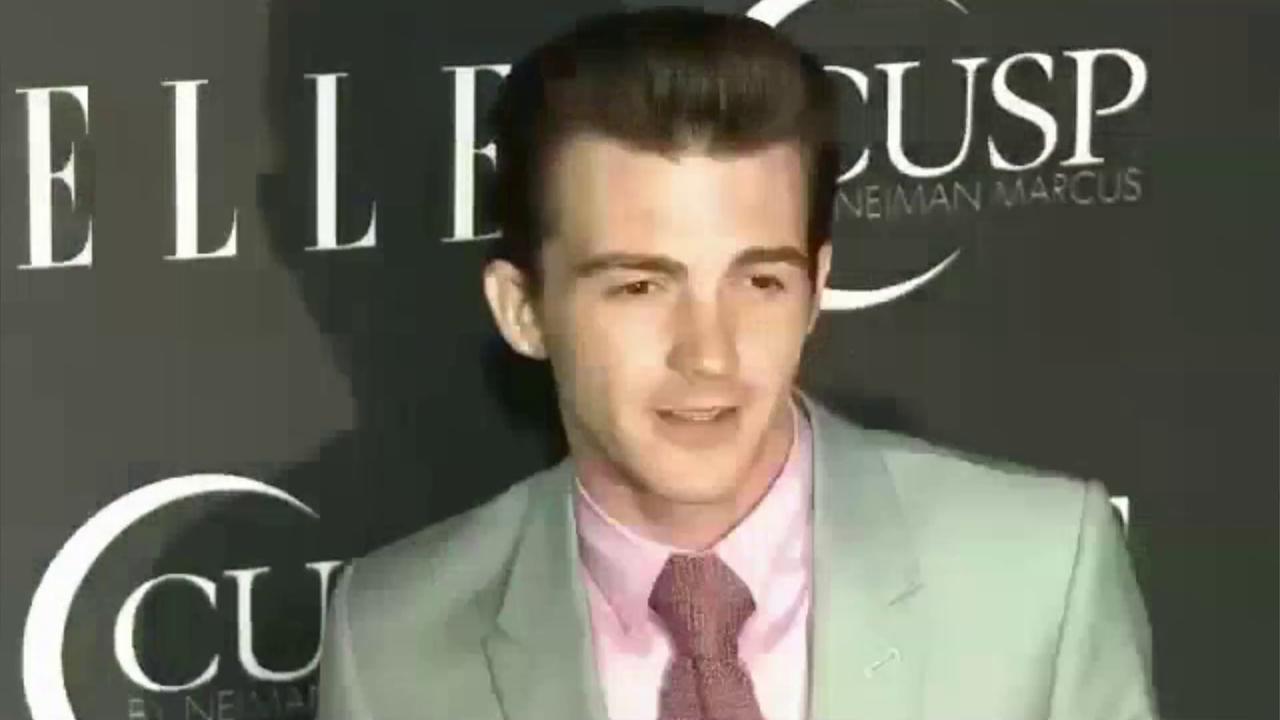 Video thumbnail for UNCAPTIONED: Drake Bell blasts SAG-AFTRA after not qualifying for health insurance.