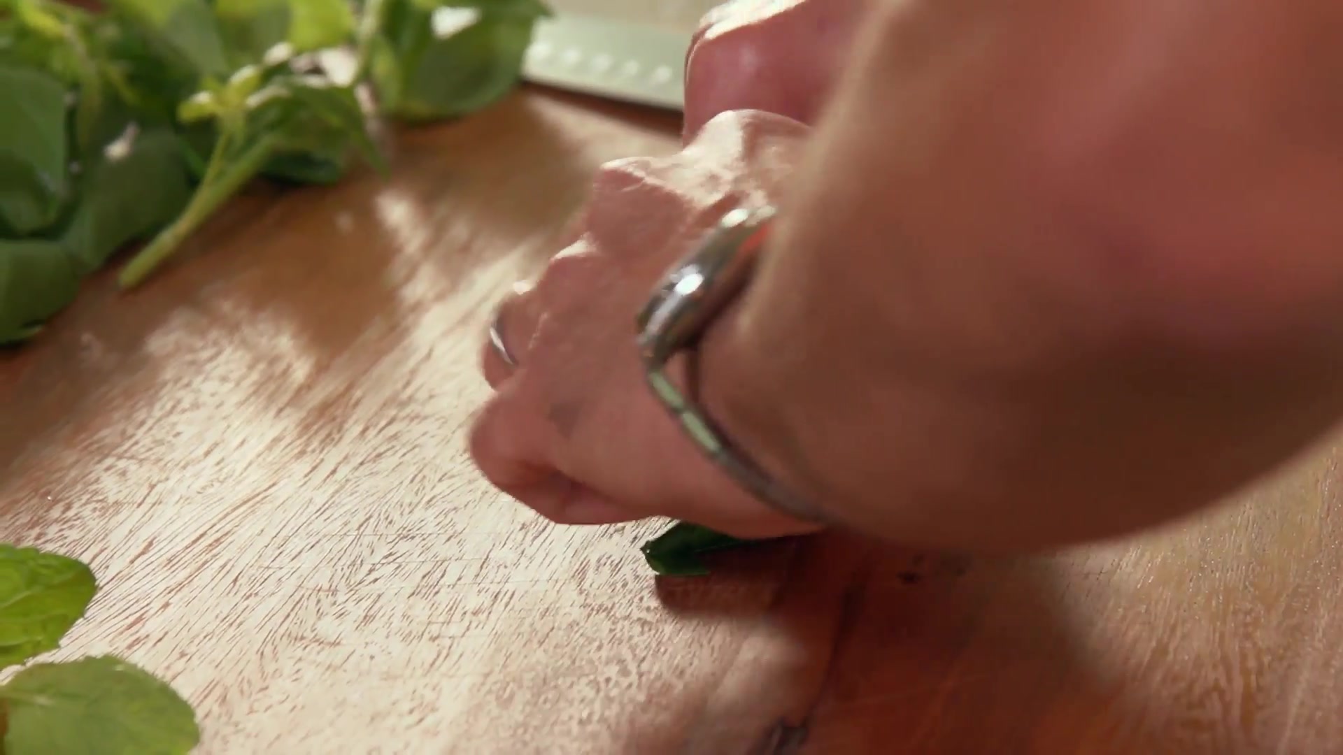 Video thumbnail for
Best Way to Prep Herbs