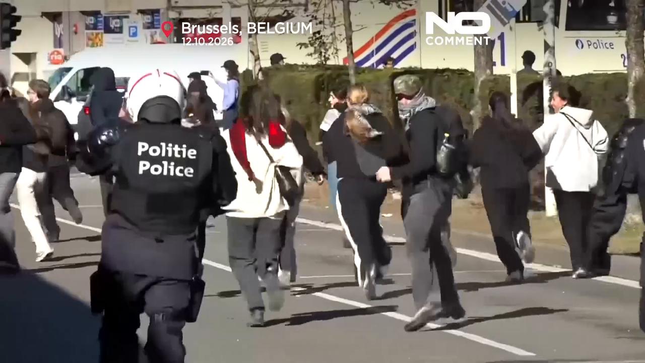Video thumbnail for Belgium: 9 minors arrested as clashes erupt near Brussels-Midi