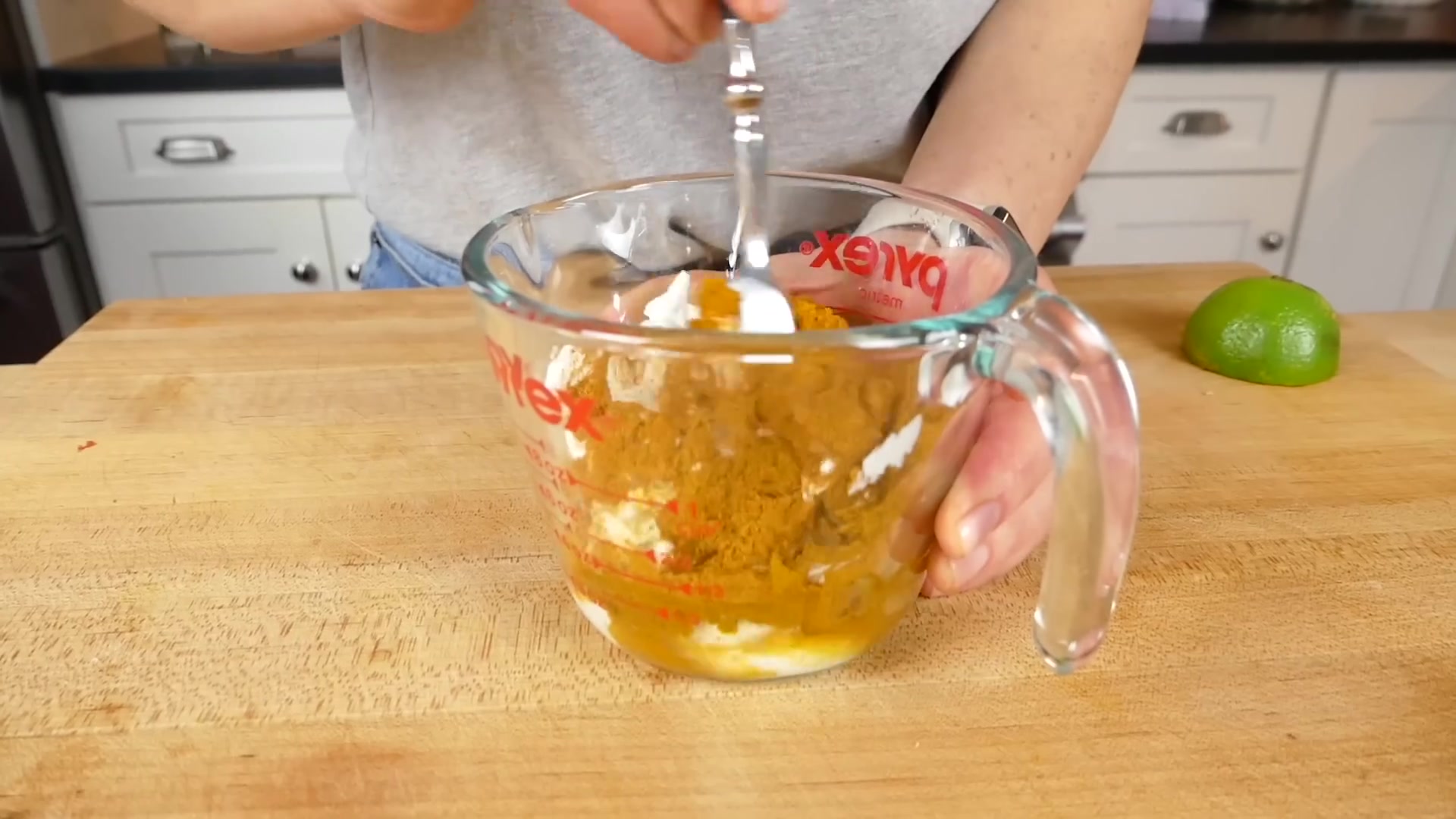 Video thumbnail for Protein Packed CURRY CHICKEN SALAD with Greek Yogurt ¦ easy, healthy lunch idea! (1080p 30fps)