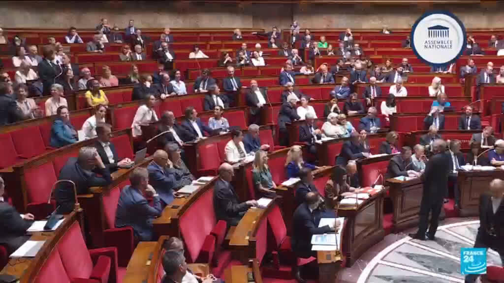 Video thumbnail for French PM and Socialists raise the stakes ahead of key social security budget vote