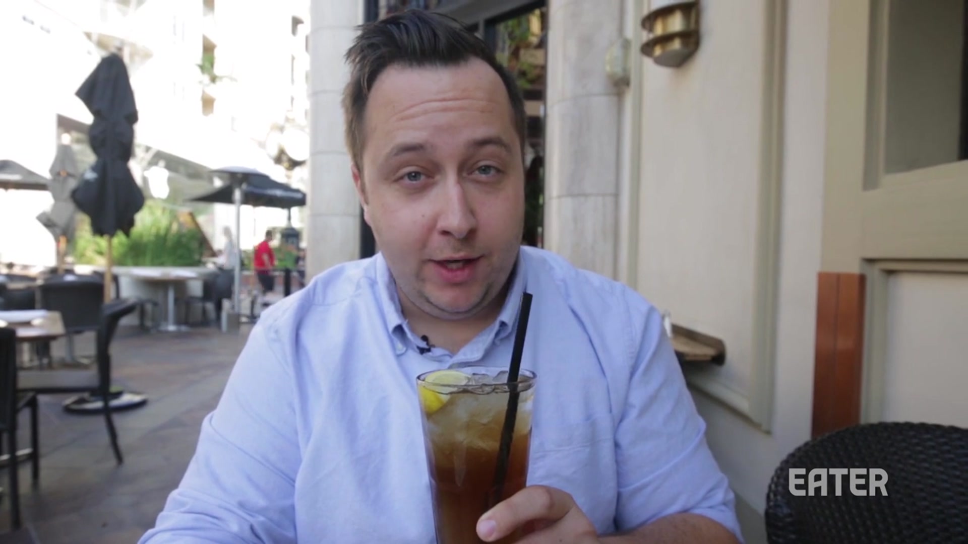 Video thumbnail for The Cheesecake Factory Is Where Cocktails Go To Die(720P_HD)