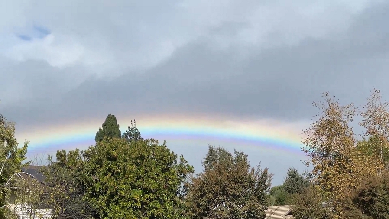 Video thumbnail for Full Rainbow After Storm in Thousand Oaks, California