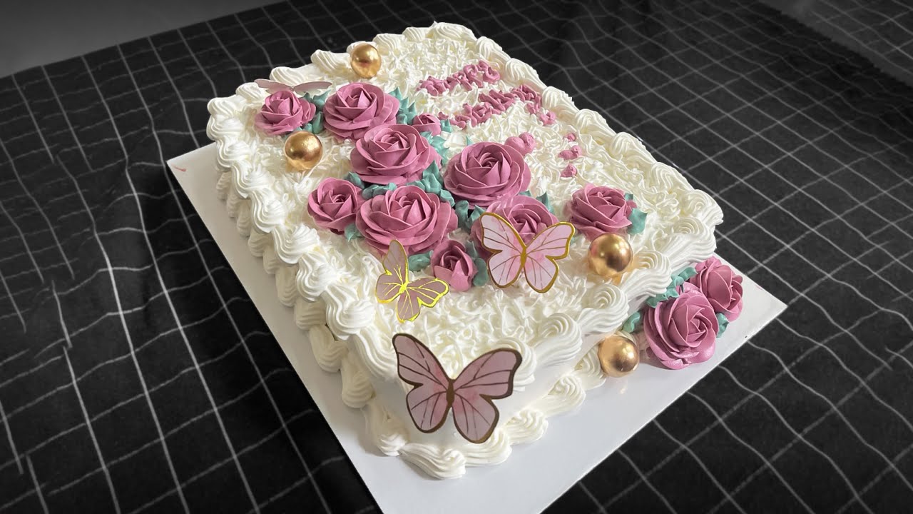 'Video thumbnail for Purple flower cake decoration for birthday'