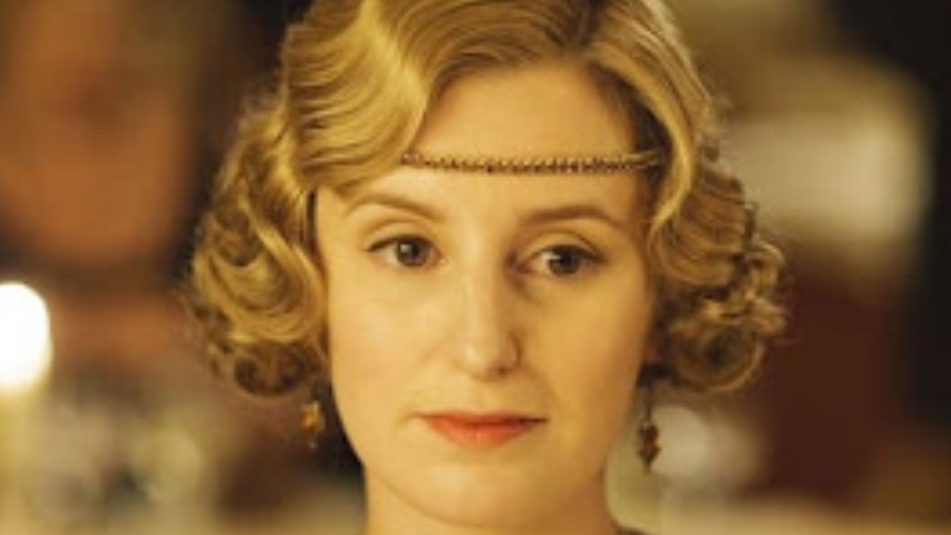 Video thumbnail for What Happened To The Actress Who Played Edith In Downton Abbey