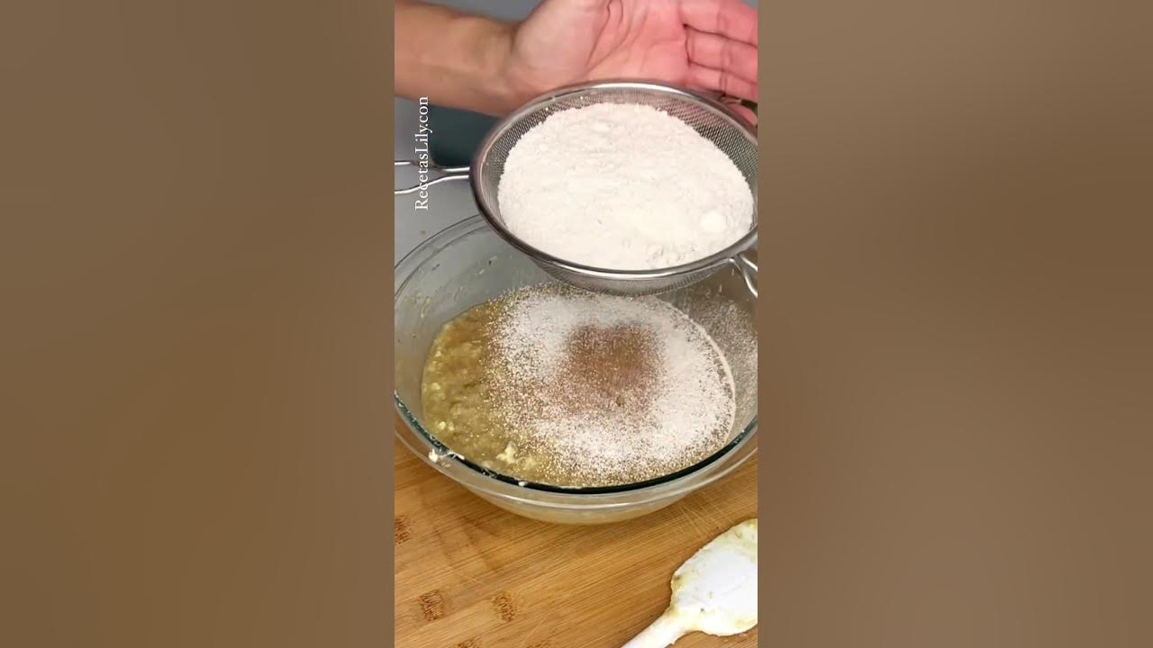 Video thumbnail for Los viernes siempre me provoca preparar este pan 🍌