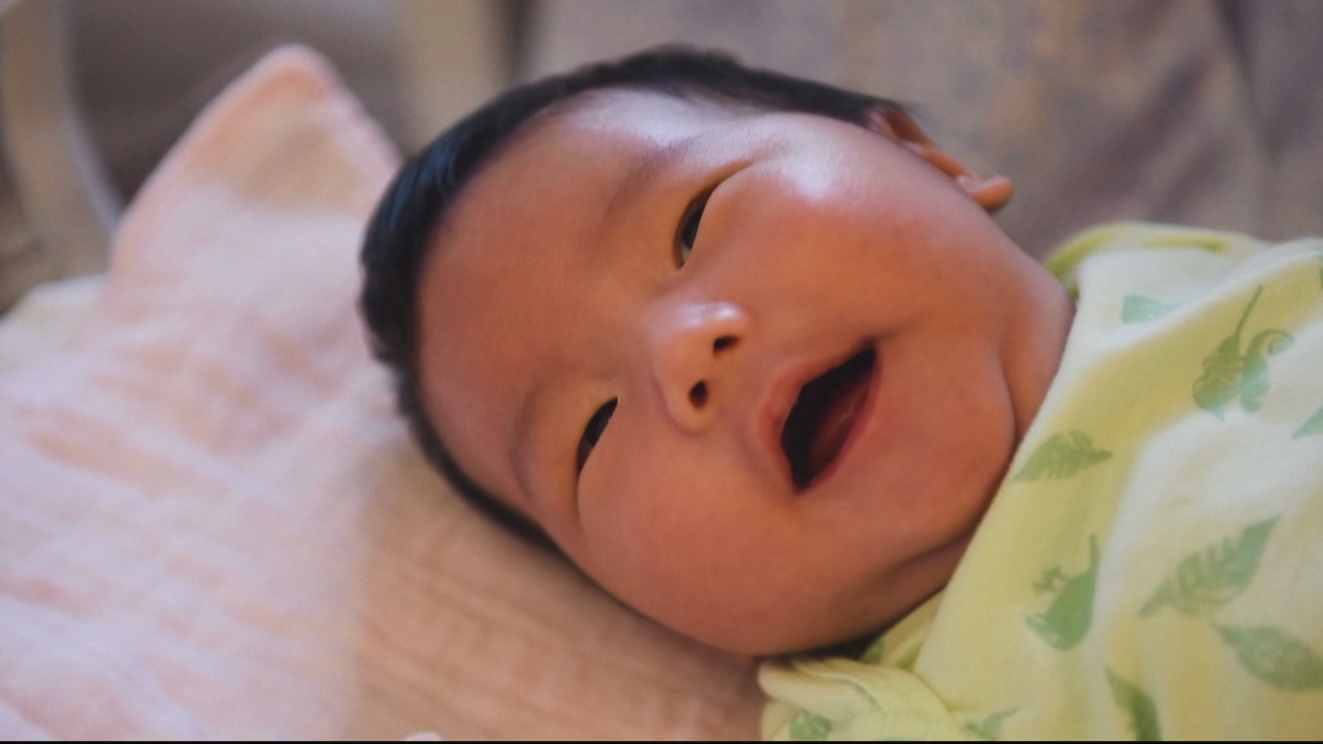 Video thumbnail for China’s demographic crisis: Govt plans to reverse low marriage and birth rates