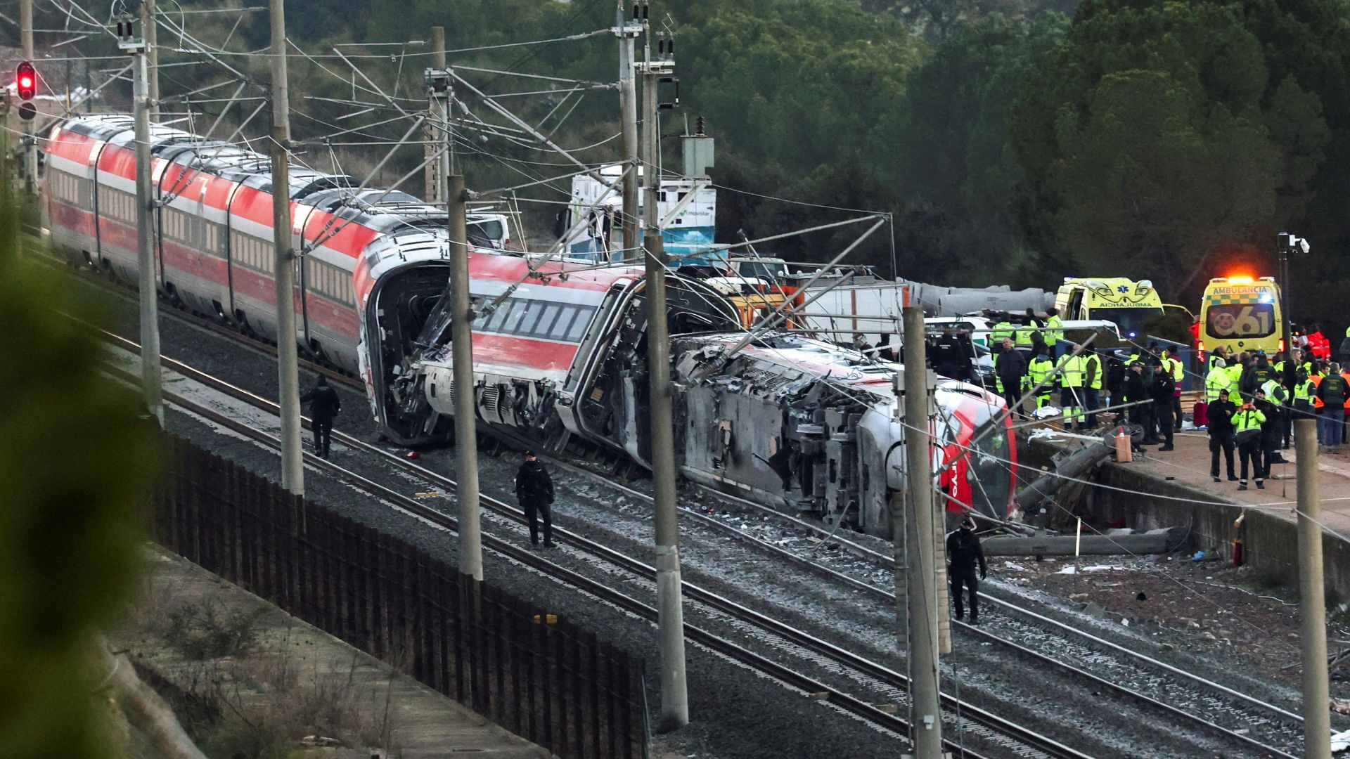 Video thumbnail for Spain high-speed train crash kills at least 40 as PM vows ‘transparent’ probe