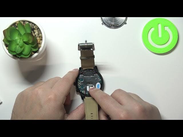 Video thumbnail for How to Insert SIM Card on LEMFO LEM5 – Enable Network Connection