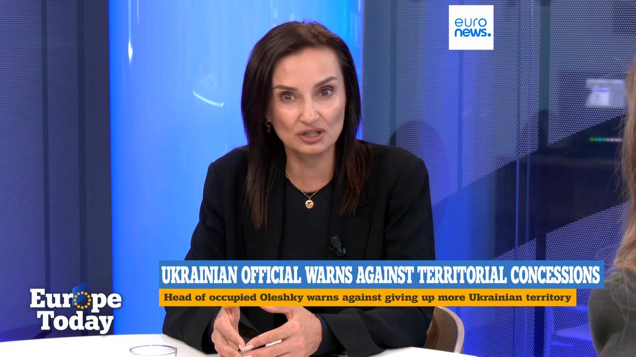 Video thumbnail for 'People survive on one meal a day': Oleshky official warns against giving Russia more territory