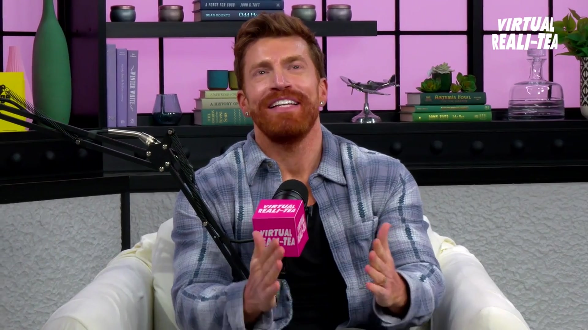 Video thumbnail for 'RHORI' recap: Rosie, Kelsey faceoff, Jo-Ellen exposes Rulla's husband, VRT unpacks episode 5