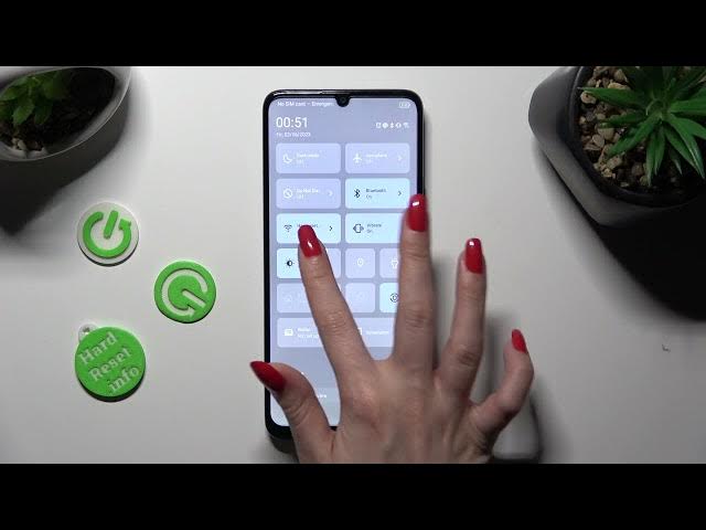 Video thumbnail for How to Manage Adaptive Brightness Feature in TCL 40 SE - Find Auto Brightness