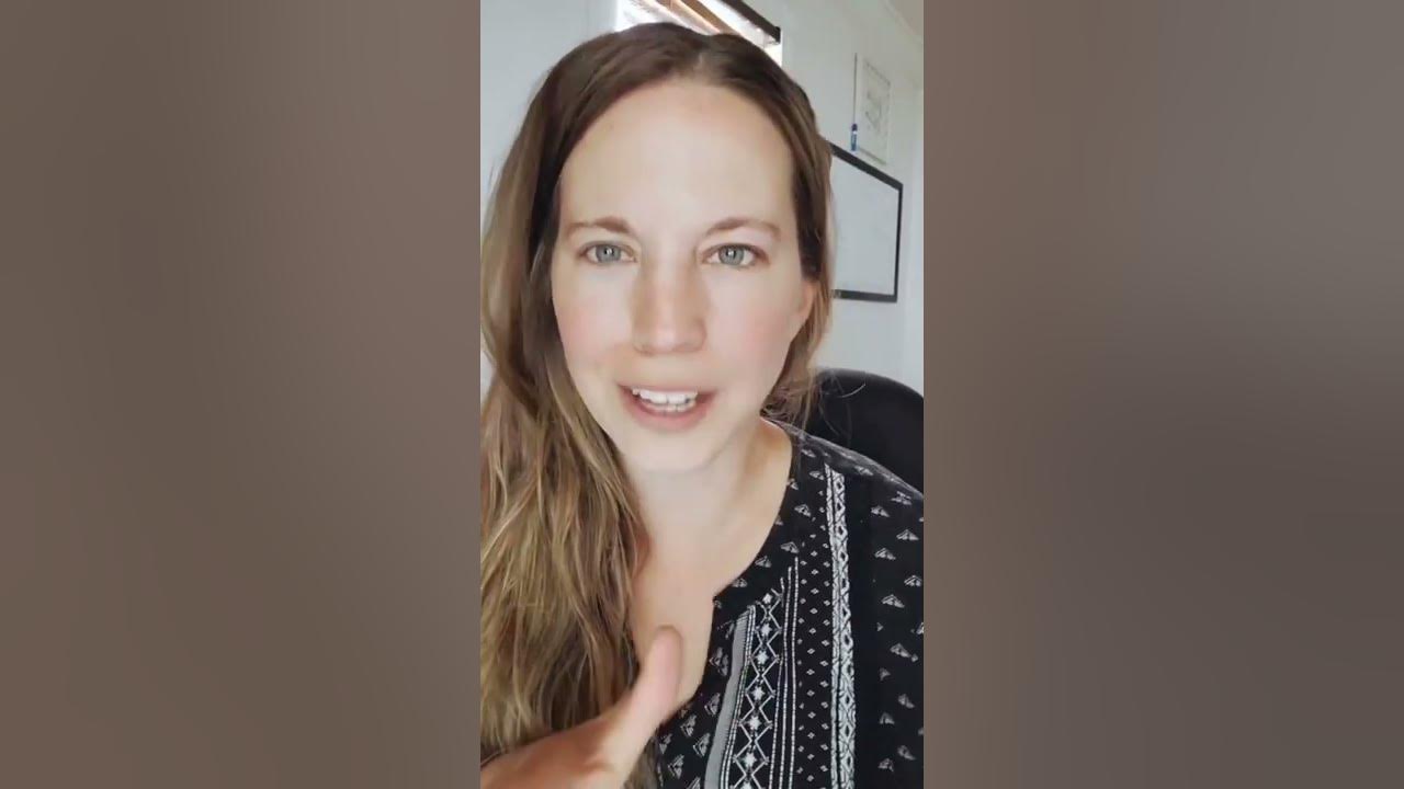 Video thumbnail for Do I have to have a receiving line at my wedding?