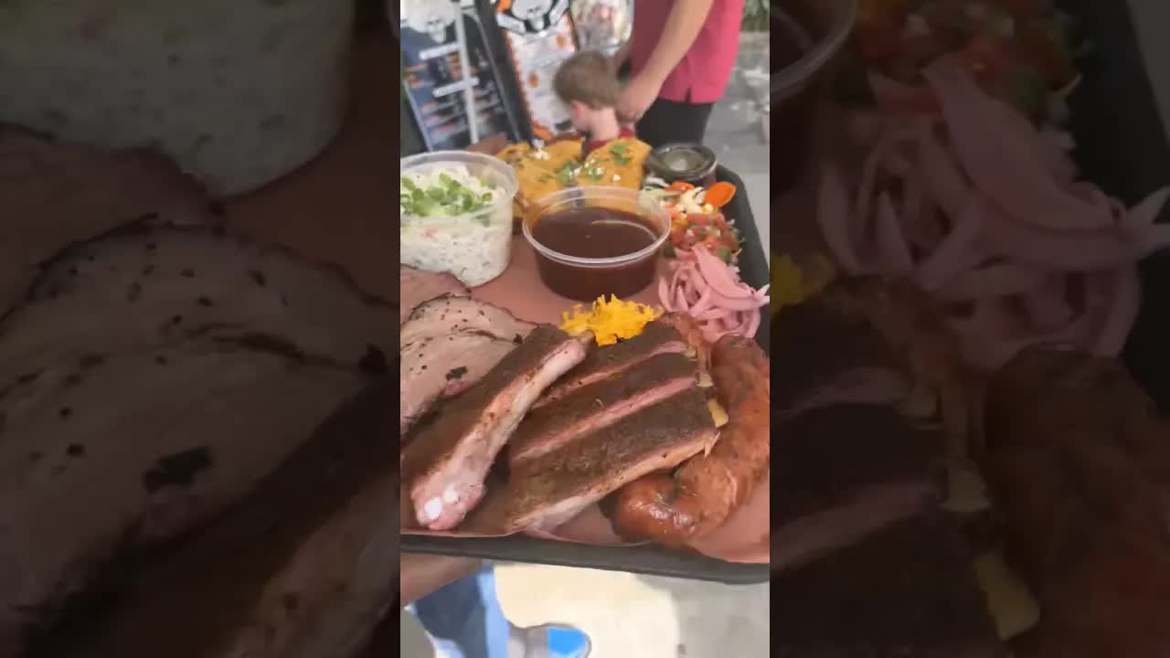 Video thumbnail for Ray's BBQ: Delicious Texas BBQ Platter & Law Nation Sports