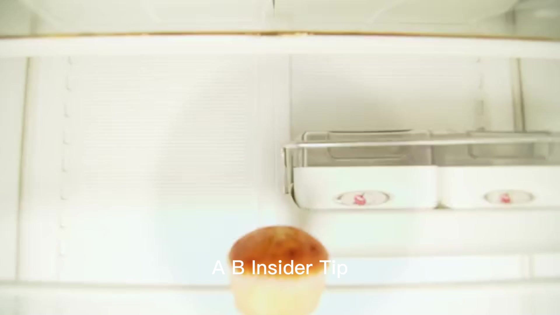 Video thumbnail for Augustinus Bader The Rich Eye Cream 15ml