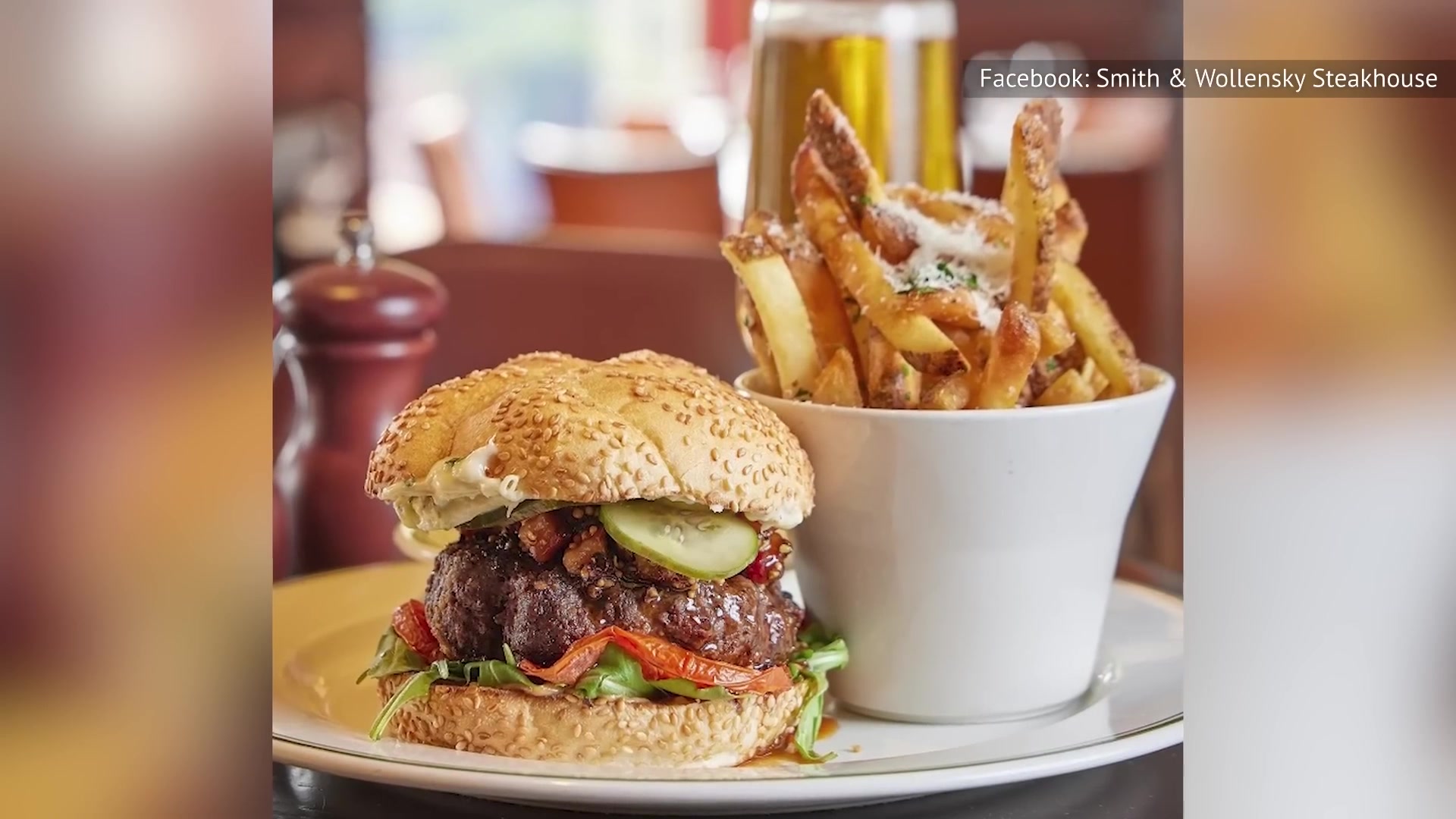 Video thumbnail for Steakhouse Chains Serving Top-Notch French Fries