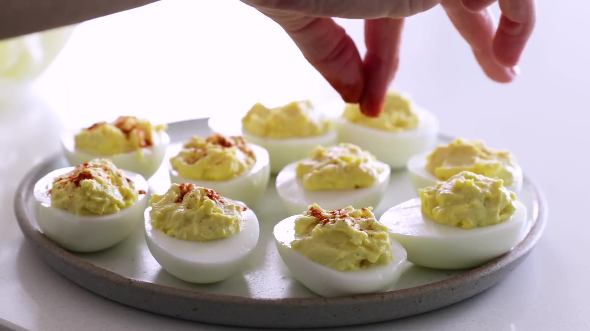 Video thumbnail for 56.DEVILED EGGS ¦ how to make the best deviled eggs recipe (paleo, keto, whole30) (1080p 24fps)
