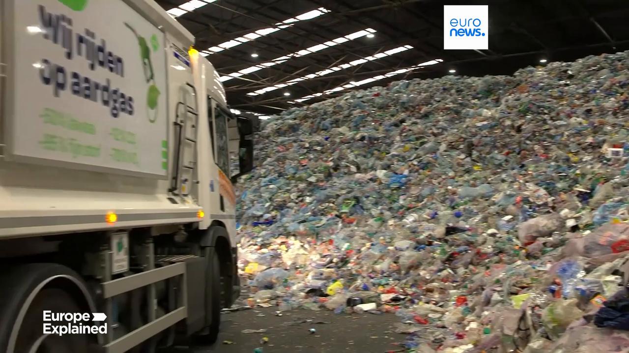 'Video thumbnail for Delegates from 100 countries meet for last-chance talks to reduce plastic pollution'