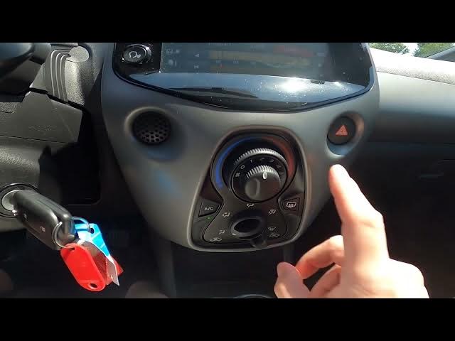 Video thumbnail for How to Change Airflow Temperature in Toyota Aygo II ( 2014 – 2021 )