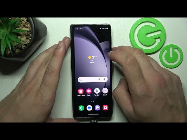 Video thumbnail for "How to Connect a Pendrive to SAMSUNG Galaxy Z Fold5 | Expand Your Storage Horizons!