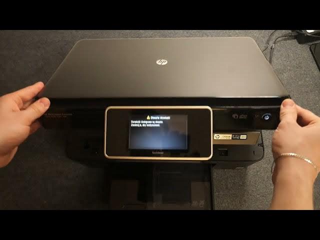 Video thumbnail for How to remove jammed paper from HP Photosmart Premium / Fix Jammed paper on HP Photosmart Premium