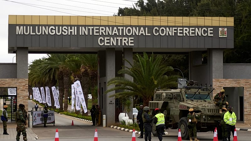 Video thumbnail for Zambia resumes counting after violence disrupts election process
