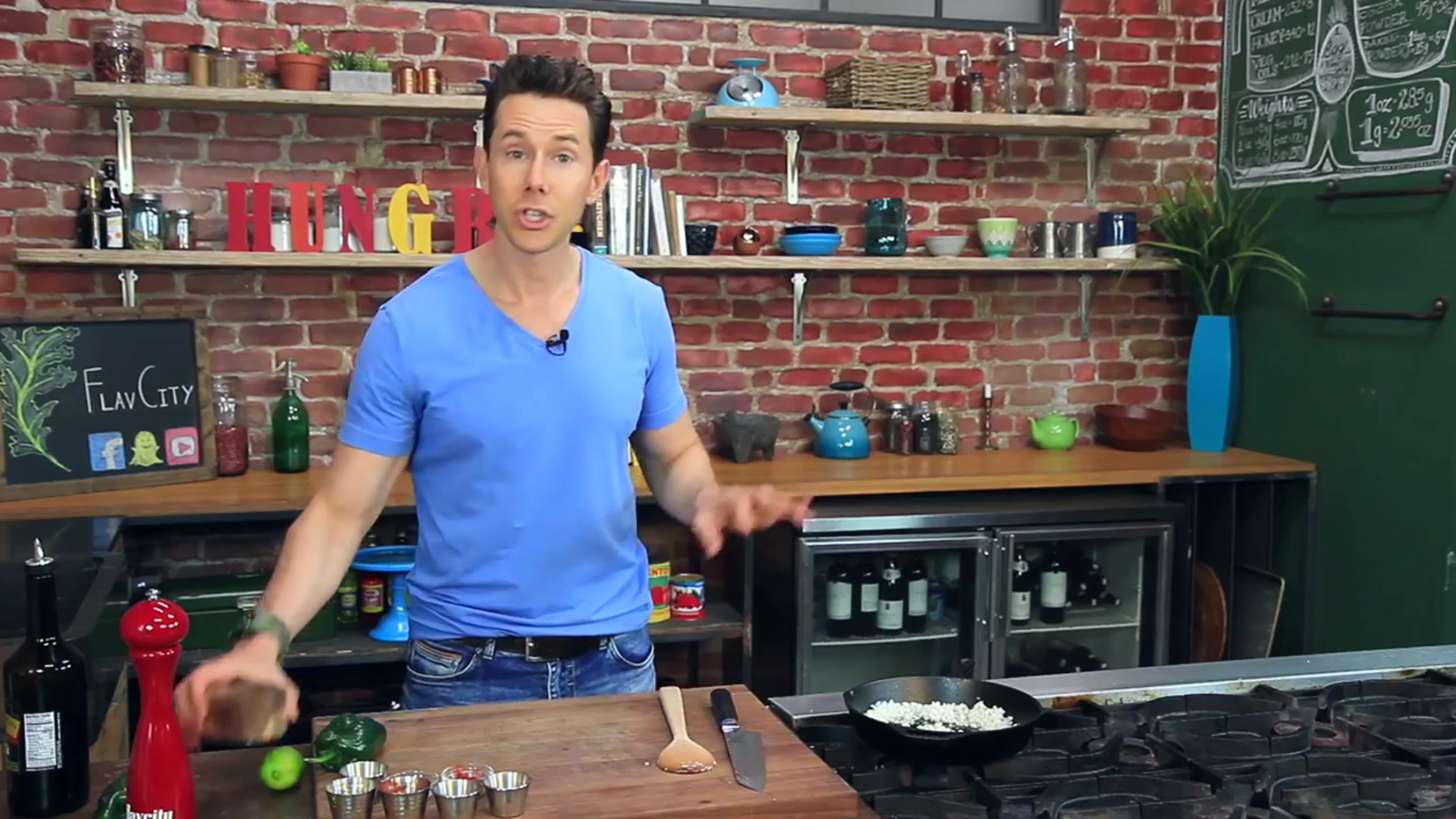 Video thumbnail for How to Make Ground Beef Tacos  Tips for Making Beef Tacos (720P HD)