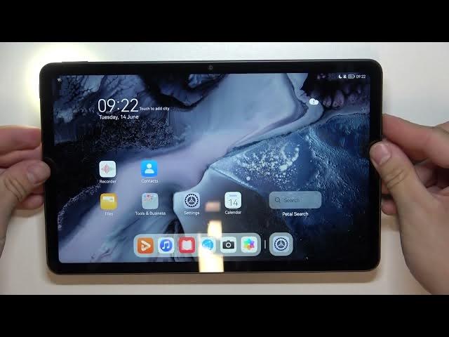 Video thumbnail for Huawei MatePad 10.4 2022 - How To Switch Off Flashlight
