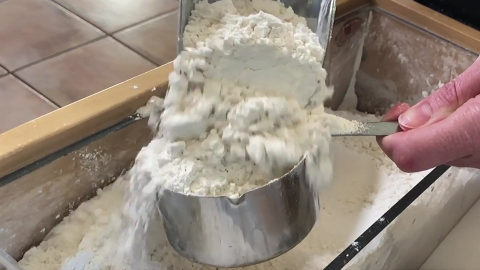 Video thumbnail for How to make Filo Pastry - BEGINNER STEP BY STEP GUIDE(720P_HD)