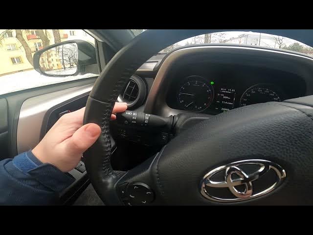Video thumbnail for How to Use Turn Signals in Toyota RAV 4 IV (2013 - 2018) - Signal Turn Intention