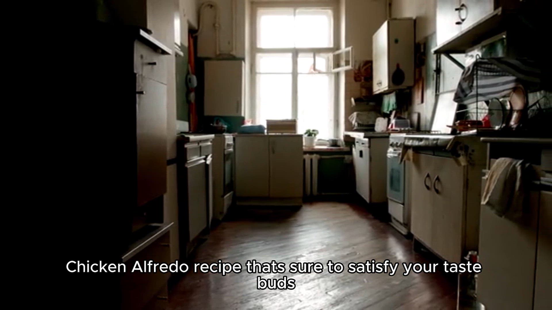 Video thumbnail for Chicken Alfredo Recipe