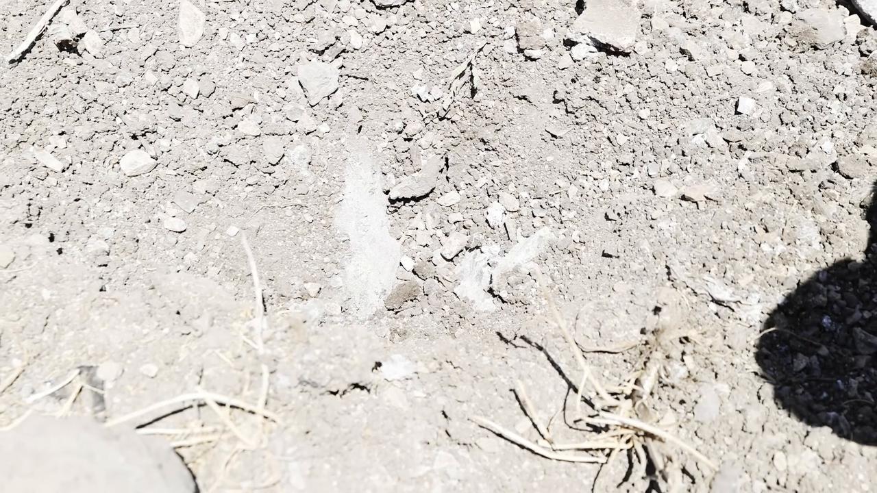 Video thumbnail for Syria: Families flee Syrian village after Israeli ground raid, airstrikes in Daraa.