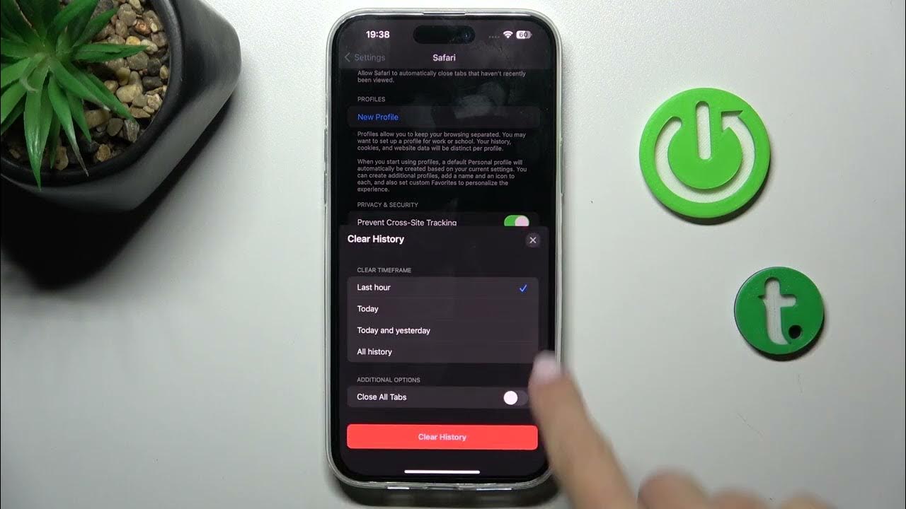 Video thumbnail for How to Clear Safari Browsing Data on iPhone 15 Plus - Erase Browser History
