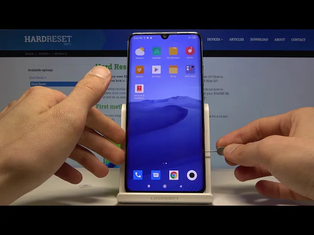 Video thumbnail for How to Insert SIM to XIAOMI Mi Note 10 - Input SIM Card