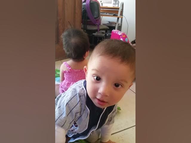 Video thumbnail for Bebe dice su nombre