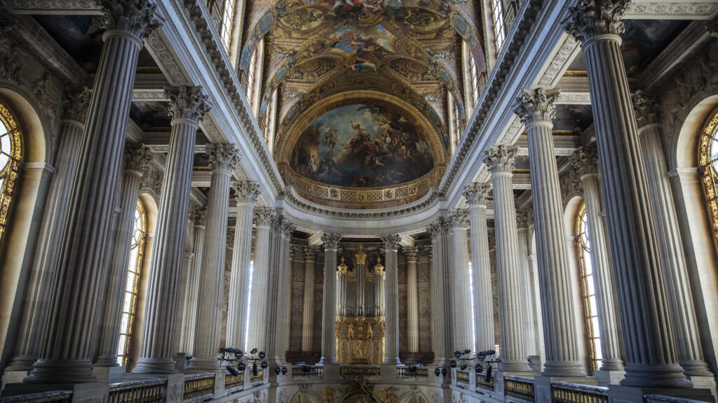 Video thumbnail for FRANCE 24 visits Palace of Versailles' royal chapel, now open to public visits
