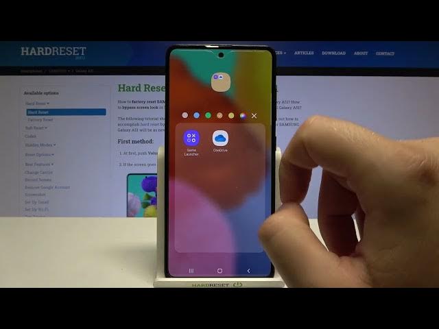 Video thumbnail for SAMSUNG Galaxy A51 - How To Create Folders On Home Screen