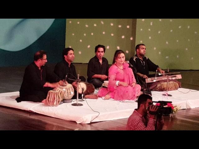 Video thumbnail for dil gya tum nay lia hum kya karayn