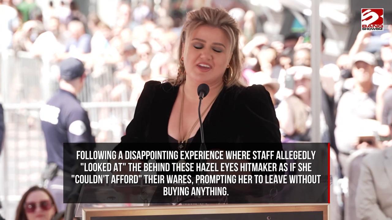 Video thumbnail for Kelly Clarkson blasts New York store over 'Pretty Woman moment'