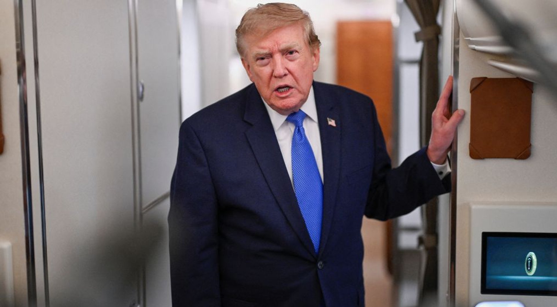 Video thumbnail for Trump says US-Iran talks to begin Monday after planned strikes called off