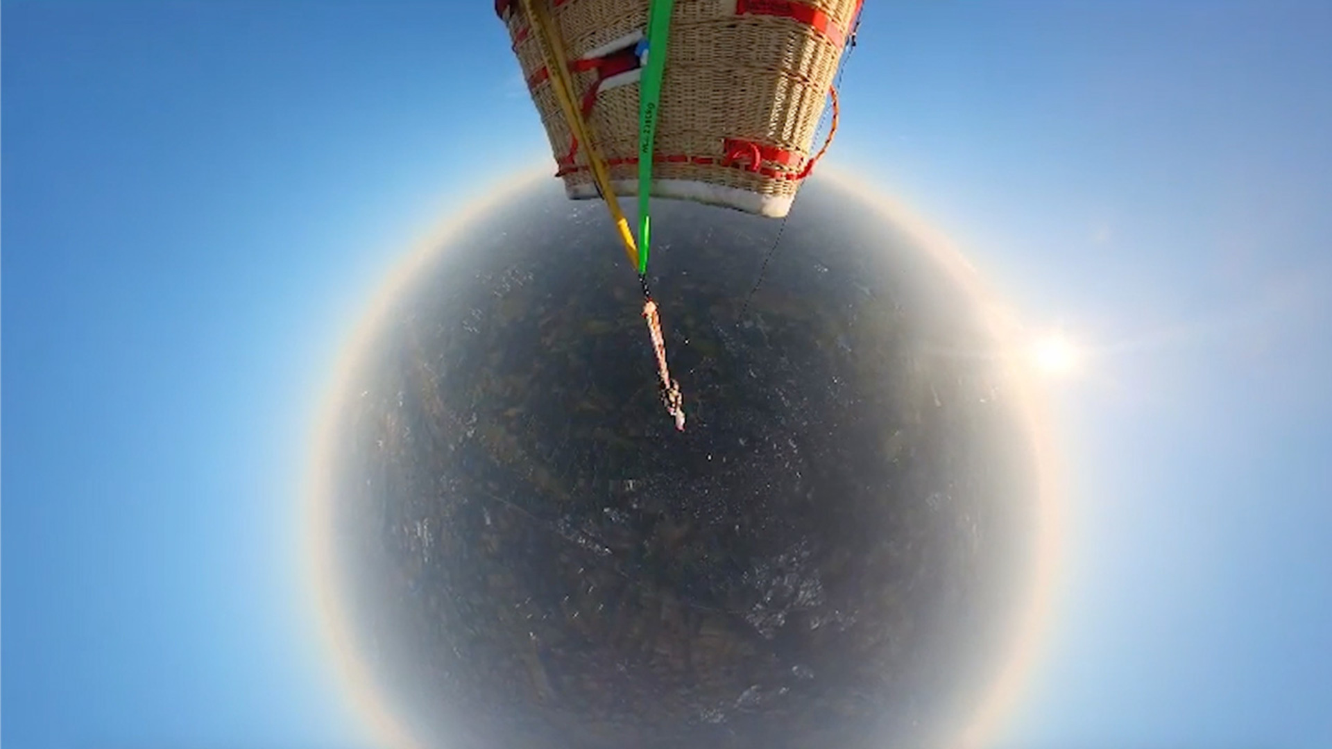 Video thumbnail for Highest static trapeze act  3,261 metres (10,698 ft) by Marlene Kiepke