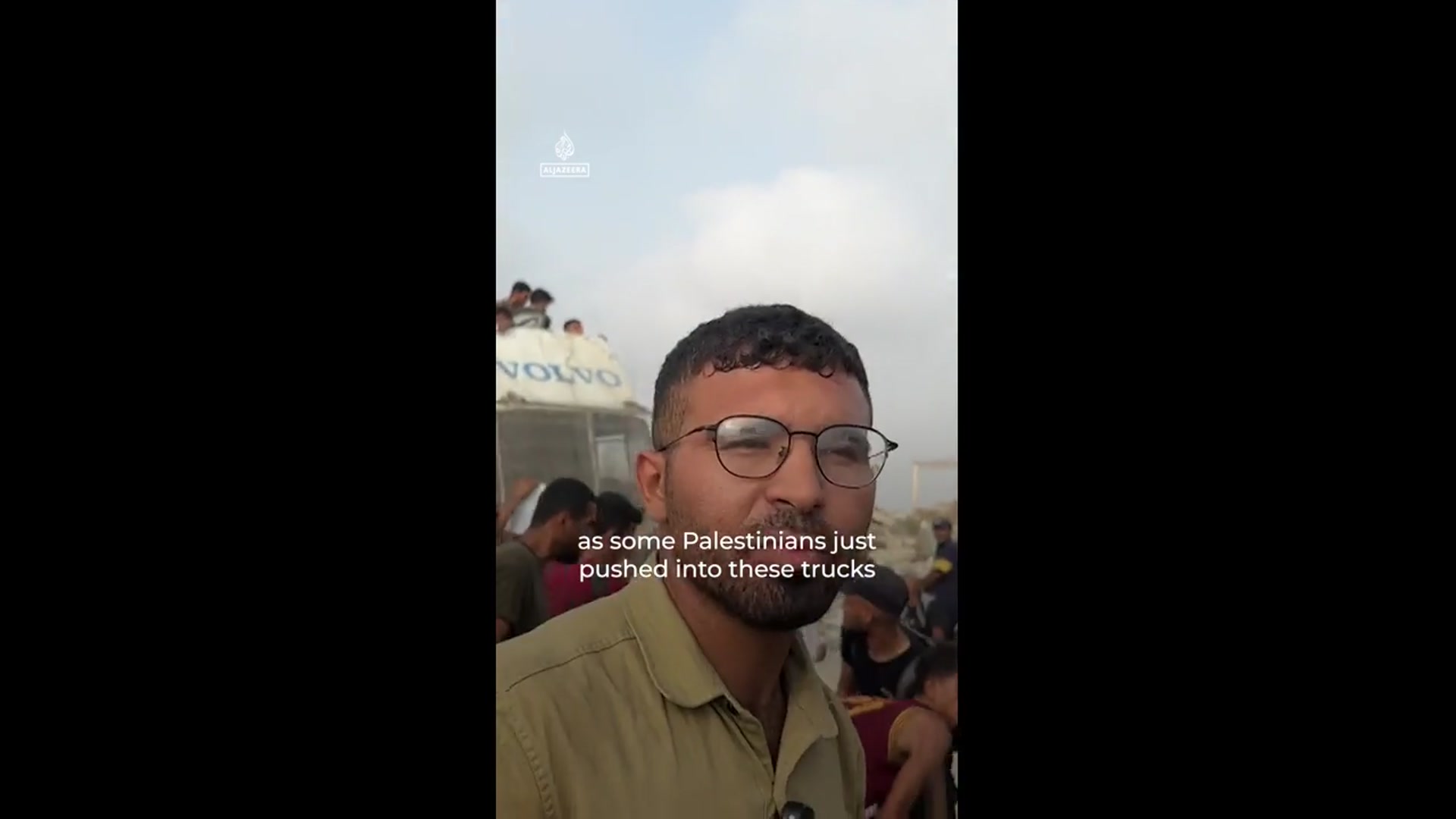 'Video thumbnail for Al Jazeera reporter witnesses chaos as aid trucks arrive in north Gaza'