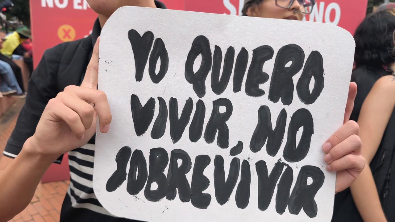 Video thumbnail for Colombia: Supporters of candidate Ivan Cepeda gather in Bogota to protest election results.