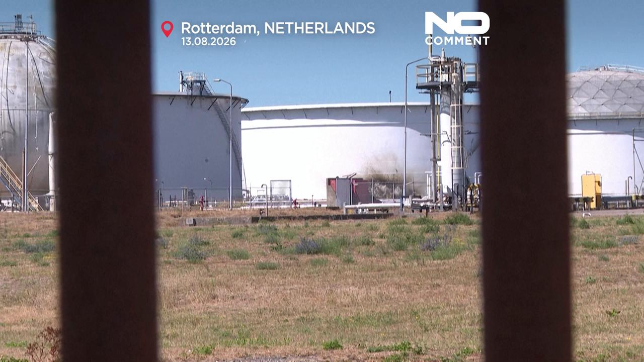 Video thumbnail for One dead, several injured in Rotterdam port blast at Gunvor refinery